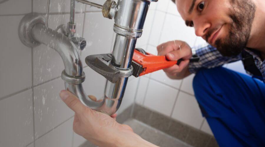 Professional same day plumber services in South Dos Palos, CA